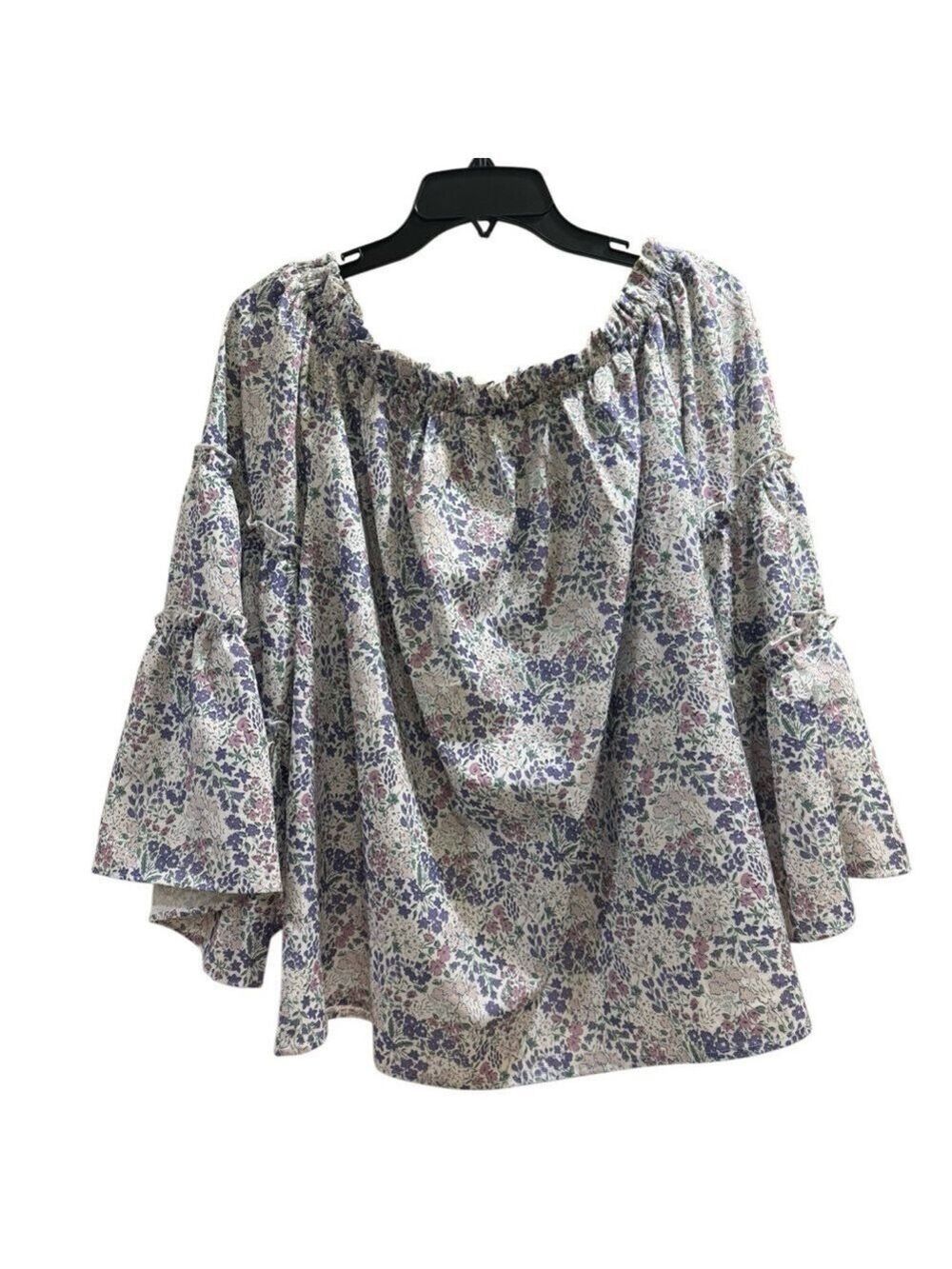 Floral Bell Sleeve Top Women's Medium